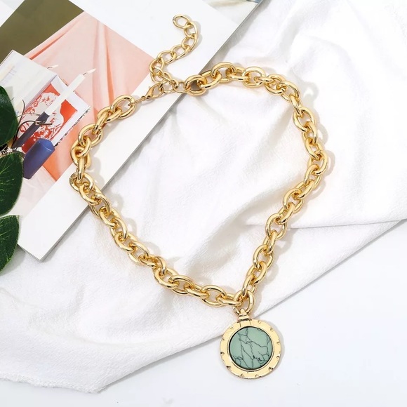 Zara Medal Teal & Gold Chain Chocker Necklace Stone Lines Coin Zara Logo Charm - Picture 4 of 11